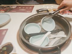 -洪氏嗨捞·猪肚鸡火锅(阳光天地店)