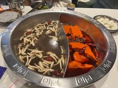 -憨铁匠老火锅(龙岗万科里店)