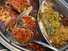 -阿瓦山寨·湘菜现炒·剁椒鱼头王(咸阳总店)