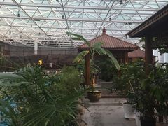 -盛彼得温泉度假酒店