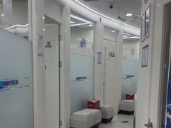 -欢乐口腔(望京分院)