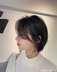-丝语萱形象