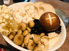 菌菇拼盘-老鼎旺安格斯牛肉火锅(衡艺广场店)