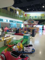 -玩塾品格乐园(宇宙太空龙旗店)