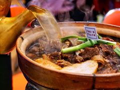 精品牛腩牛杂煲-沙胆彪炭炉牛杂煲(成都玉林店)