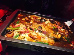 -吞鱼兽麻辣烤鱼(万达店)