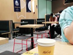 大堂-麦当劳(北京大兴机场二层国内到达(安检外)店)