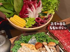 -三出山火锅(南京万象天地店)