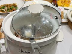 -乔家小院•非遗驴肉•本地小海鲜(滨河路店)