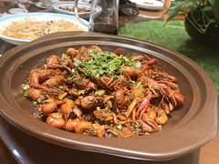 -那家老院子东北菜·饺子·小鸡炖蘑菇(艳华街店)