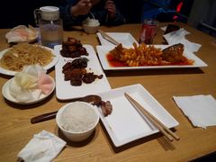 -峨嵋小镇·川菜(勒泰中心店)