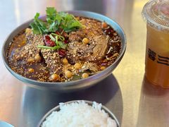 -蓉三少冒烤鸭·四川小吃集(北京首店)