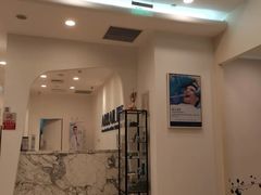 -瑞尔齿科(颐堤港诊所)