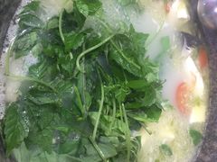 -蚝美人·生蚝海鲜烧烤(茶花园店)