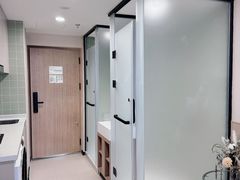 -东方体育中心(地铁站)