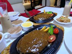 -爱丽丝牛排西餐厅(光谷步行街店)