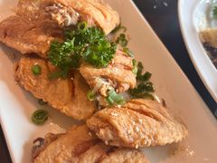 -Chom Cafe and Restaurant