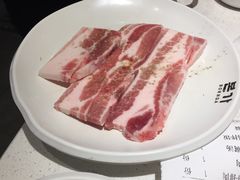 满心尝五花肉-本家韩国烤肉(青岛万象城店)
