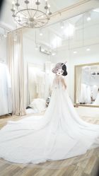-LaMousse婚纱买手店