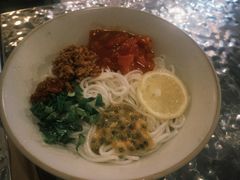 -粉八·云南米线·建水烧烤(常熟路店)