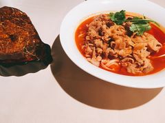-琥珀·原创臻选店(维家思店)