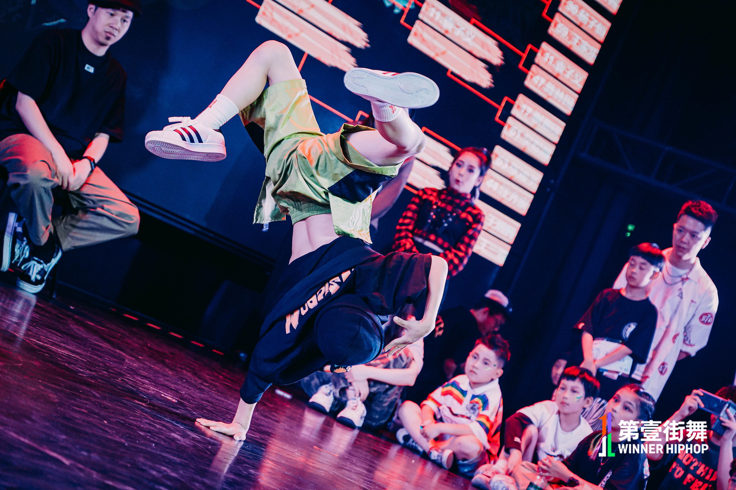激情燃烧,街舞 battle 战火燃起!