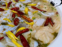-江渔儿酸菜鱼·拔草餐厅(虎门君乐汇店)