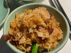 招牌传统腊味煲仔饭-最品火锅