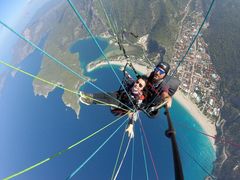 -费特希耶滑翔伞