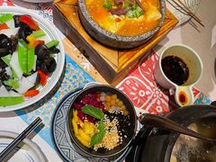 -云海肴·汽锅鸡·云南菜(天山百盛优客店)