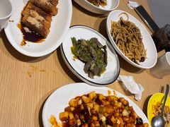 -渝信川菜 · 川味家常菜(财富购物中心店)
