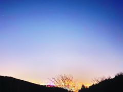 -鬼笑石后山停车场