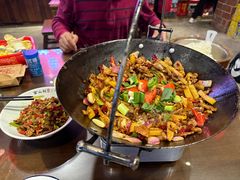 -富正毅三下锅·湘西韵味(天门山索道店)