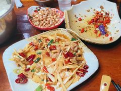 -苗湘食府(十年店)