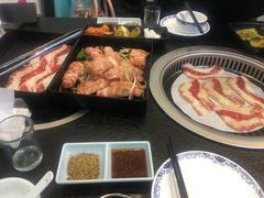 -烤路里·韩国品质自助烤肉(石路天虹4号店)