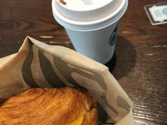 -星巴克(东莞莞城万科中心店)
