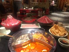 -大龙辣火锅·龙虾·烧烤(湖滨新天地店)