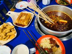 -马路边边串串香(延庆环球新意广场店)