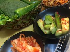 -小黑猪石板烤肉(皇冠花园店)