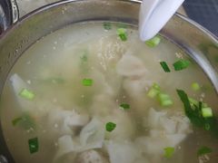 -依云煎包店