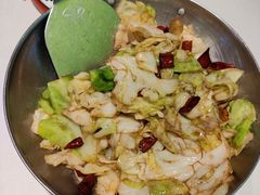 干锅包菜-老湘亲·品鉴湘菜(蔡塘爱琴海店)