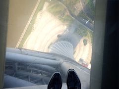 -广州塔卢特斯法国旋转餐厅