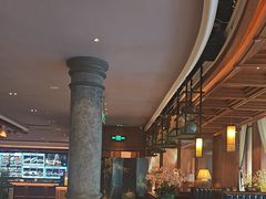 -八府香鸭·啫啫煲(华山路店)