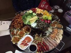 -日进一片海.生腌海鲜火锅.宵夜烧烤(三里屯总店)