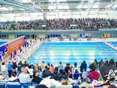 -梦翔龙湖滟澜山游泳俱乐部