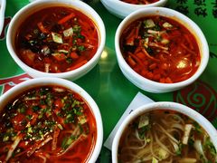 一口香-令氏家外家周秦食府(高新店)