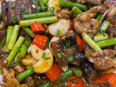 -霄汉牛三鲜湖北砂锅菜(万松园2店)