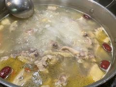-一席地·本地鸡窝·杭帮鸡火锅(萧山银隆百货店)