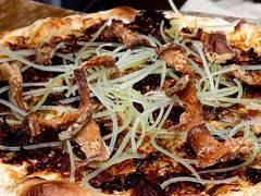 川味灯影牛肉丝披萨-闲·胡同 Barblu Hutong(雍和宫五道营店)
