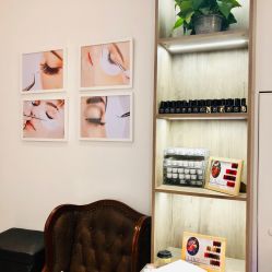 -纤指百魅美甲美睫